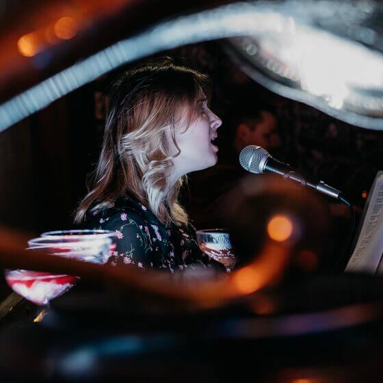 Караоке, живая музыка, DJ